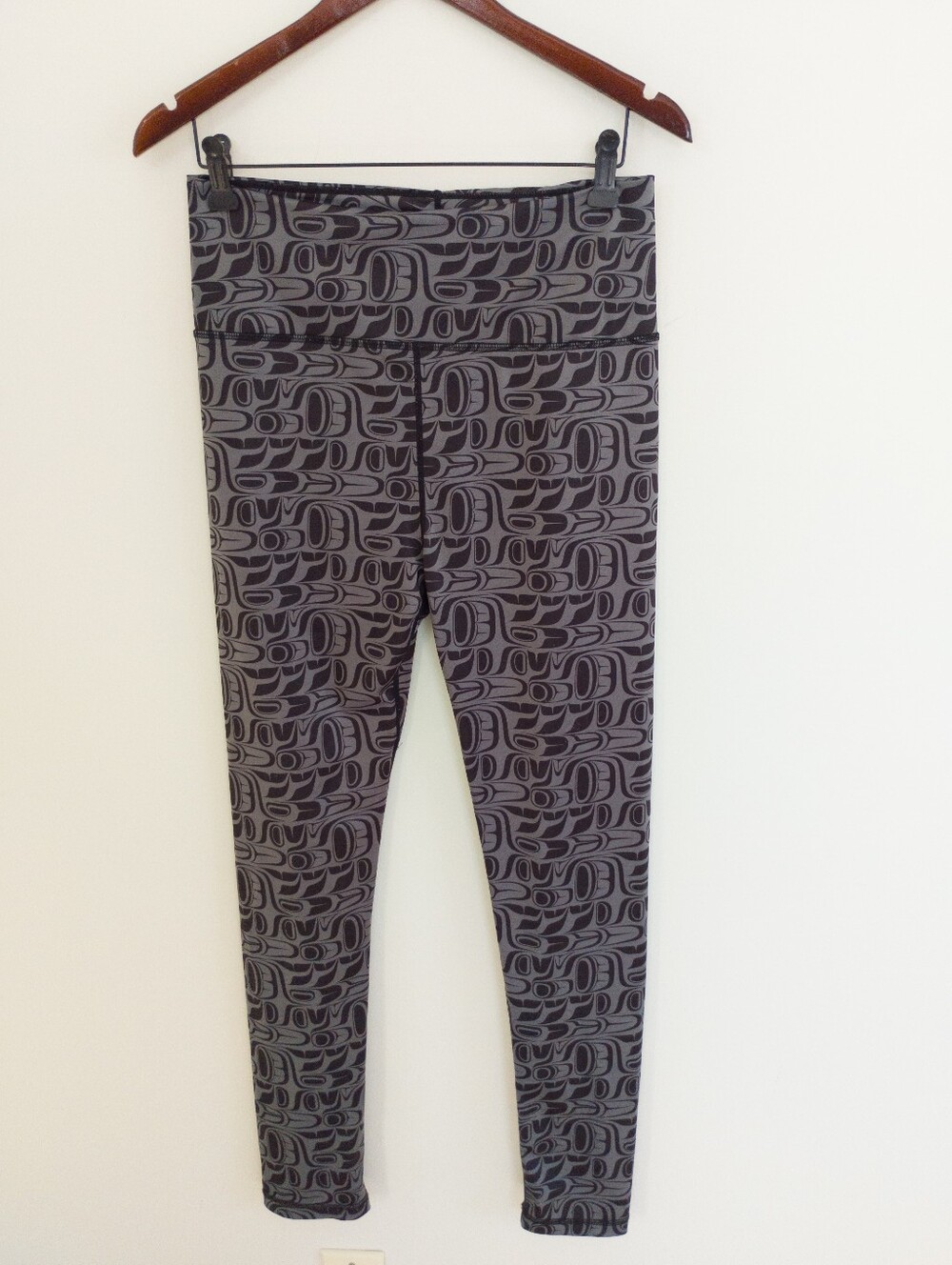 Native Northwest Pacific Formline Leggings XL Paul Windsor Indigenous Art Black